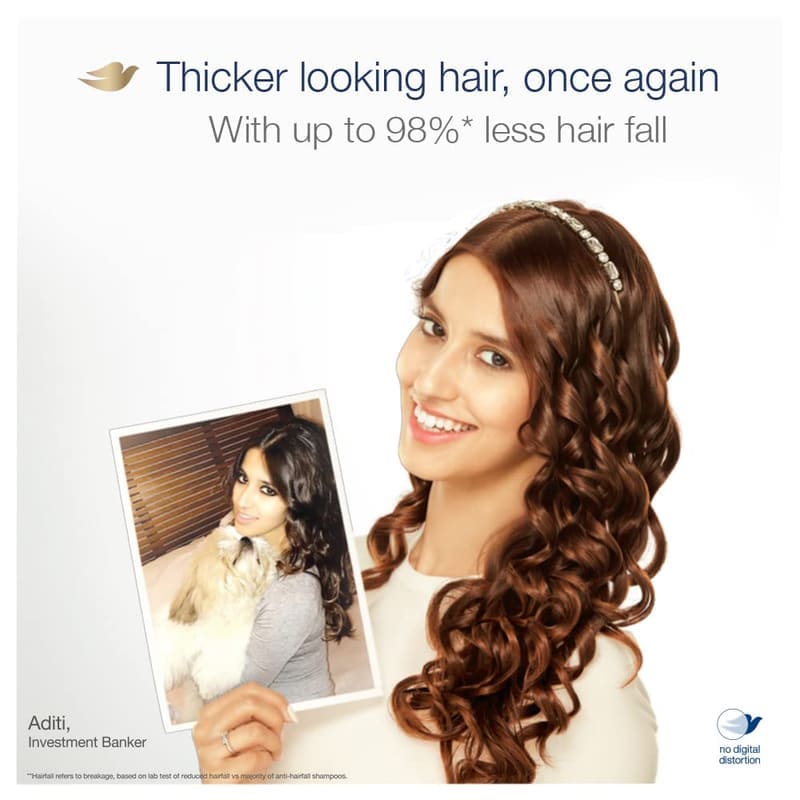 Dove Hair Fall Rescue Shampoo 1 L in use