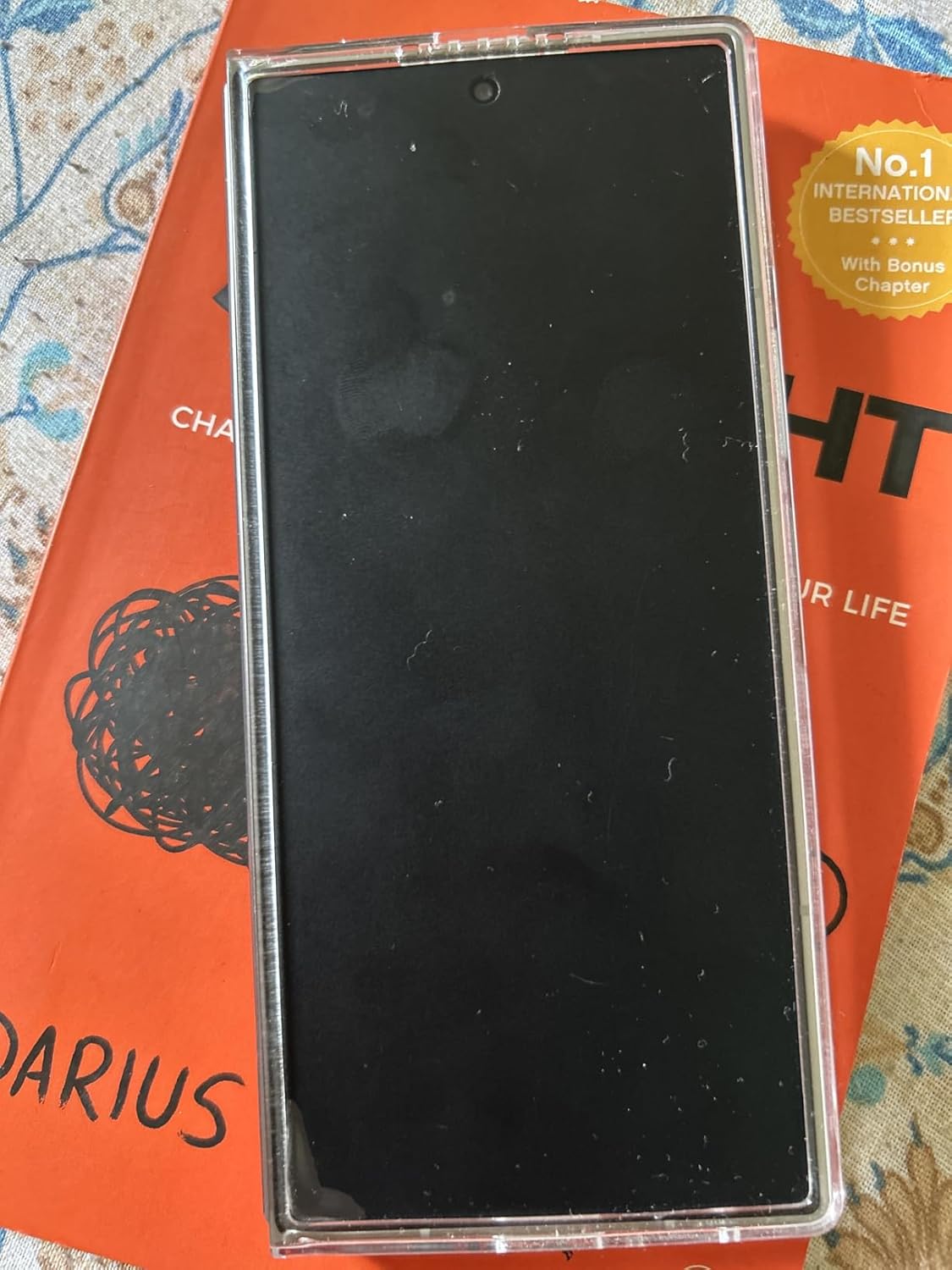Samsung Galaxy Z Fold7 cover screen in 21:9 aspect ratio, showing the wider keyboard layout for one-handed use