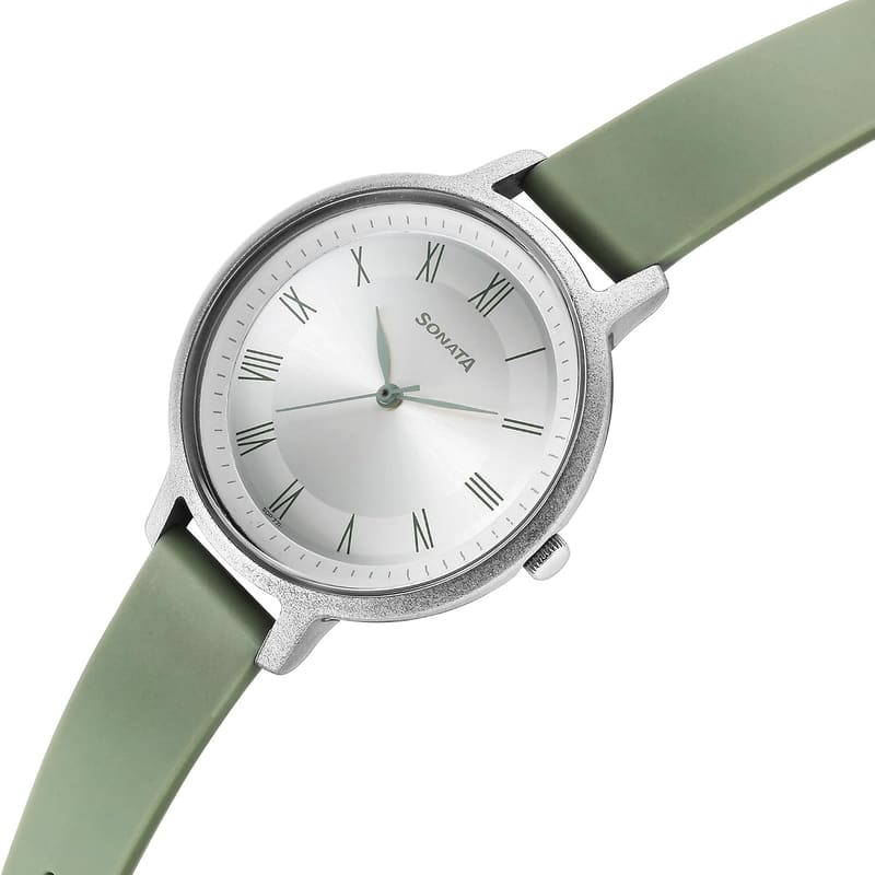 Sonata 87049PP11W angled close-up of the silver guilloche dial and textured case